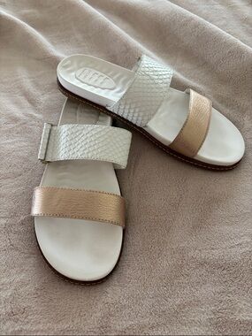 Sperry White & Rose Gold Double Strap Slide Sandals for Women